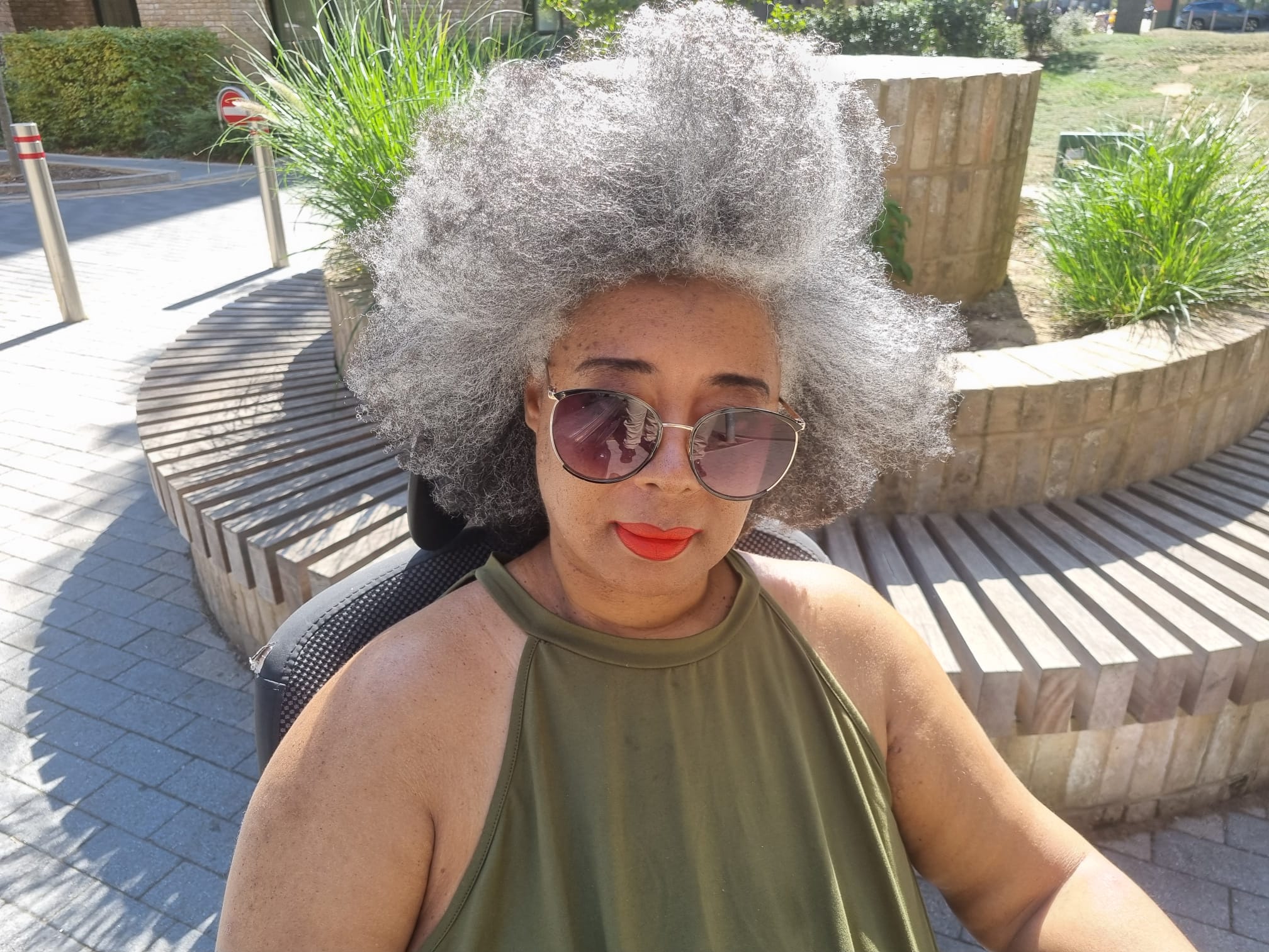 Dr Silhouette Bushay